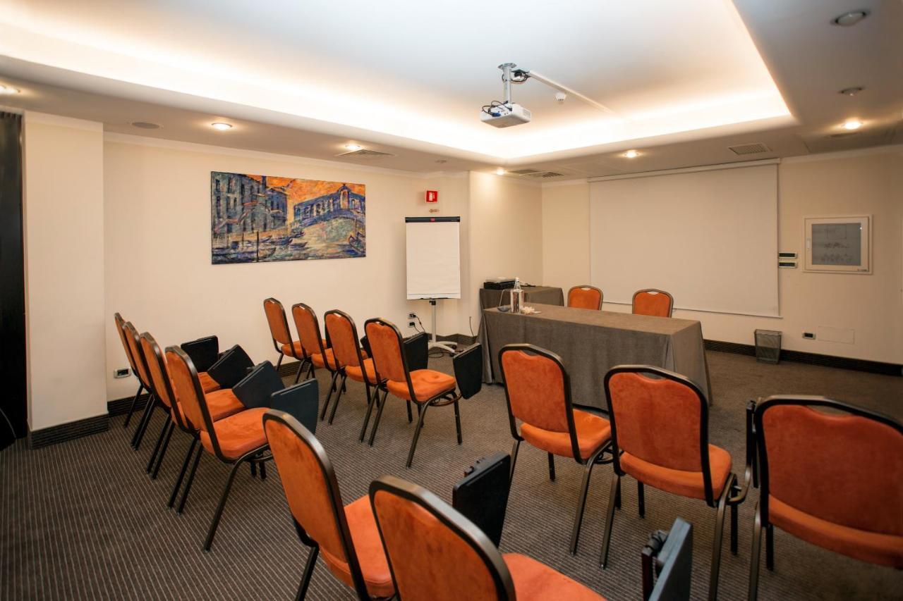 Park Ai Pini & Restaurant Ai Pini Hotel 4*