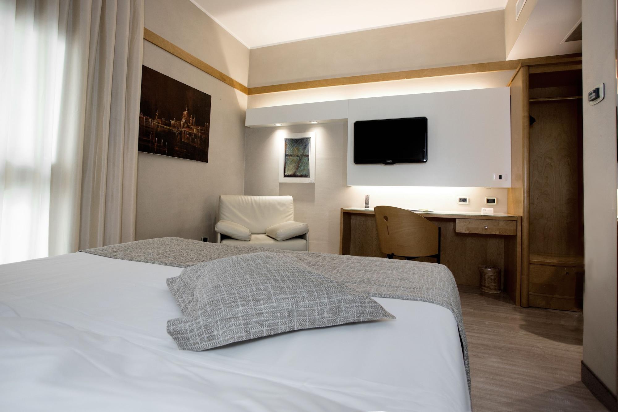Park Ai Pini & Restaurant Ai Pini Hotel Mestre