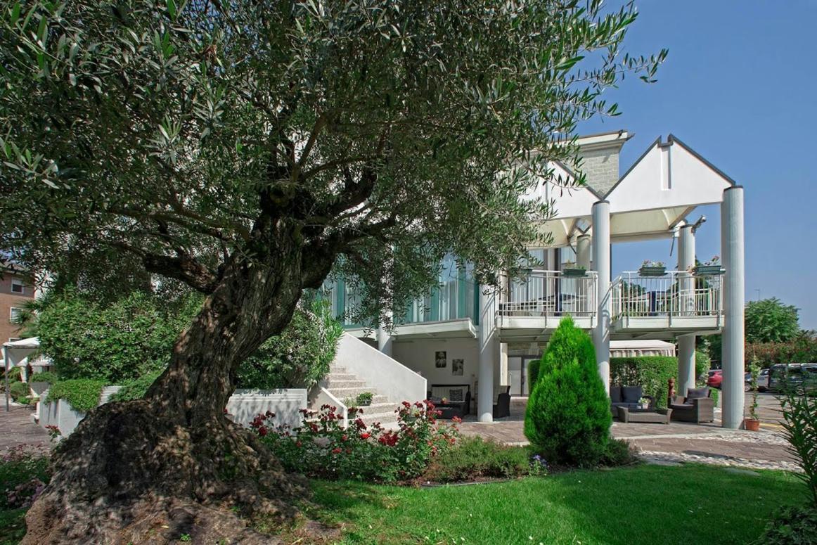 Hotel Park Ai Pini & Restaurant Ai Pini