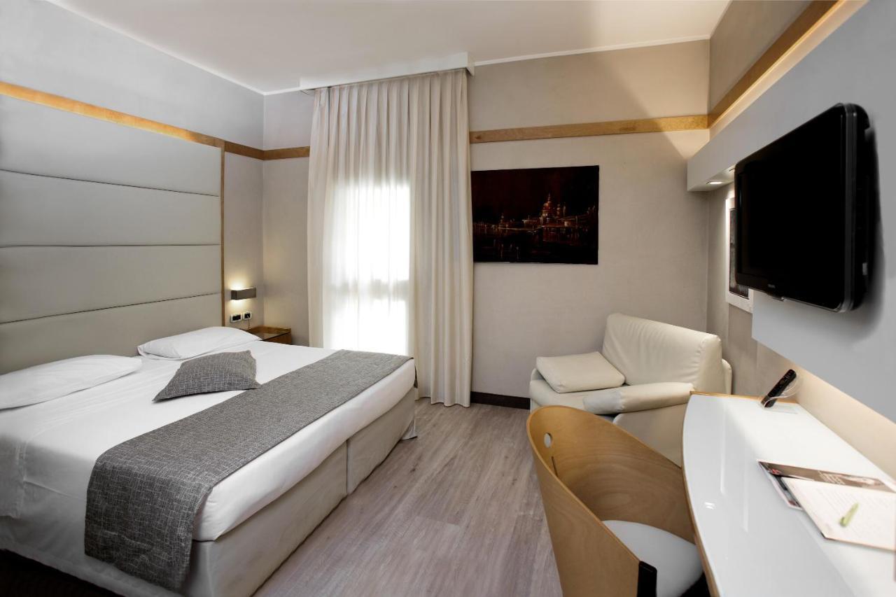 Park Ai Pini & Restaurant Ai Pini Hotel 4*